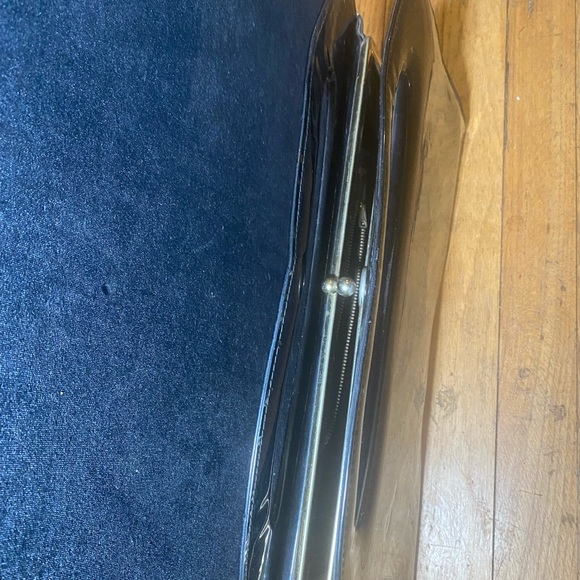 Vtg. Patent Leather oblong handbag circa 1961 - Picture 6 of 7